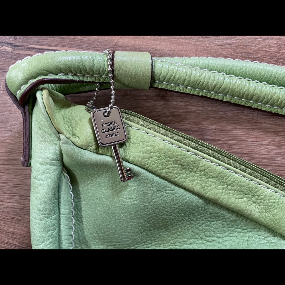 Fossil Purse - Picture 2 of 4